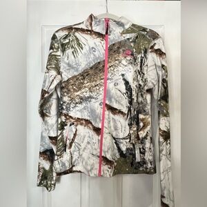 Mossy Oak pullover